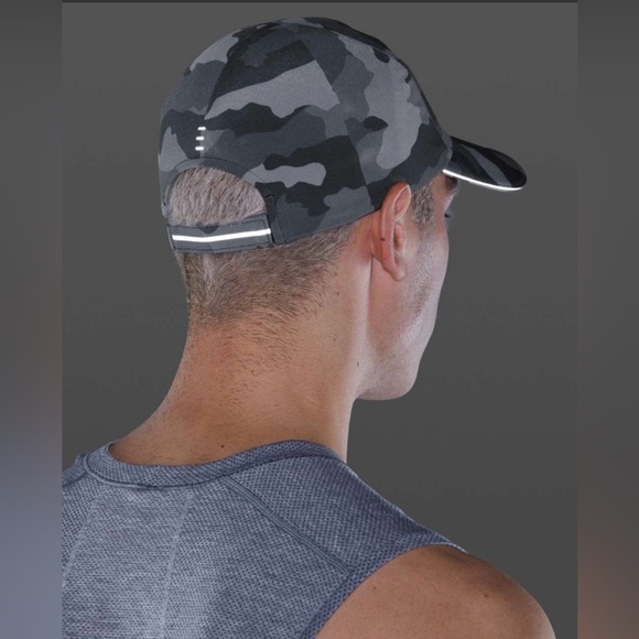 Lululemon Fast & Free Run Hat NWT - Picture 4 of 4